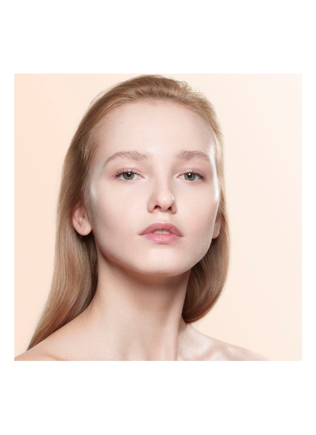 Armani Beauty Luminous Silk Foundation - detail 4 4
