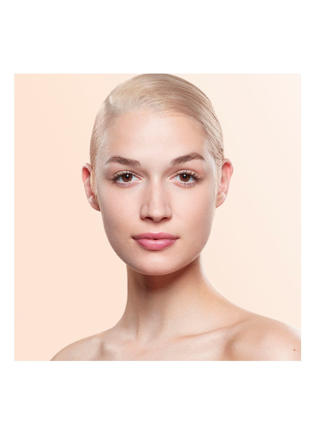 Armani Beauty Luminous Silk Foundation - detail 4 4.5