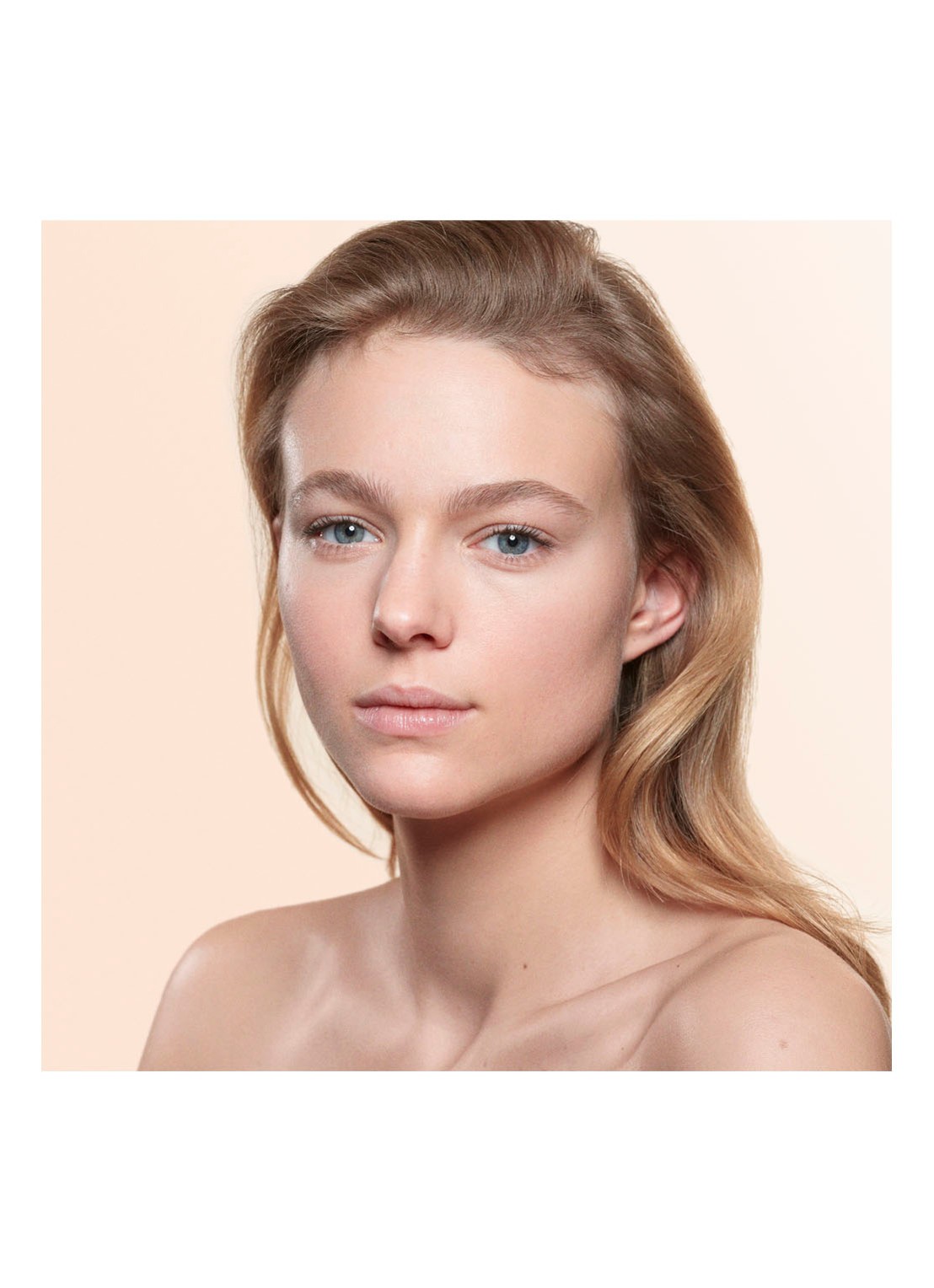 Armani Beauty Luminous Silk Foundation - detail 4 5.5