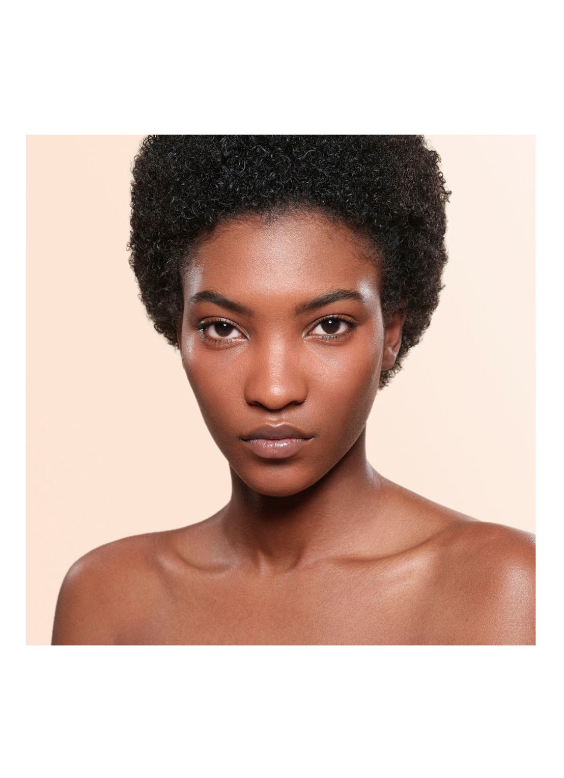 Armani Beauty Luminous Silk Foundation - detail 4 10
