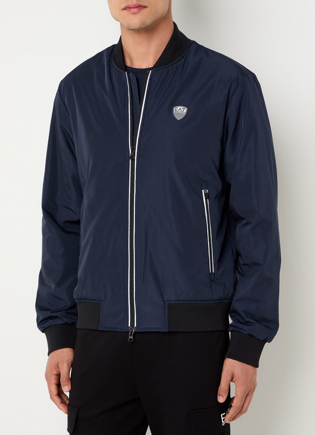 Armani Bomberjack met ritszakken en logo - detail donkerblauw