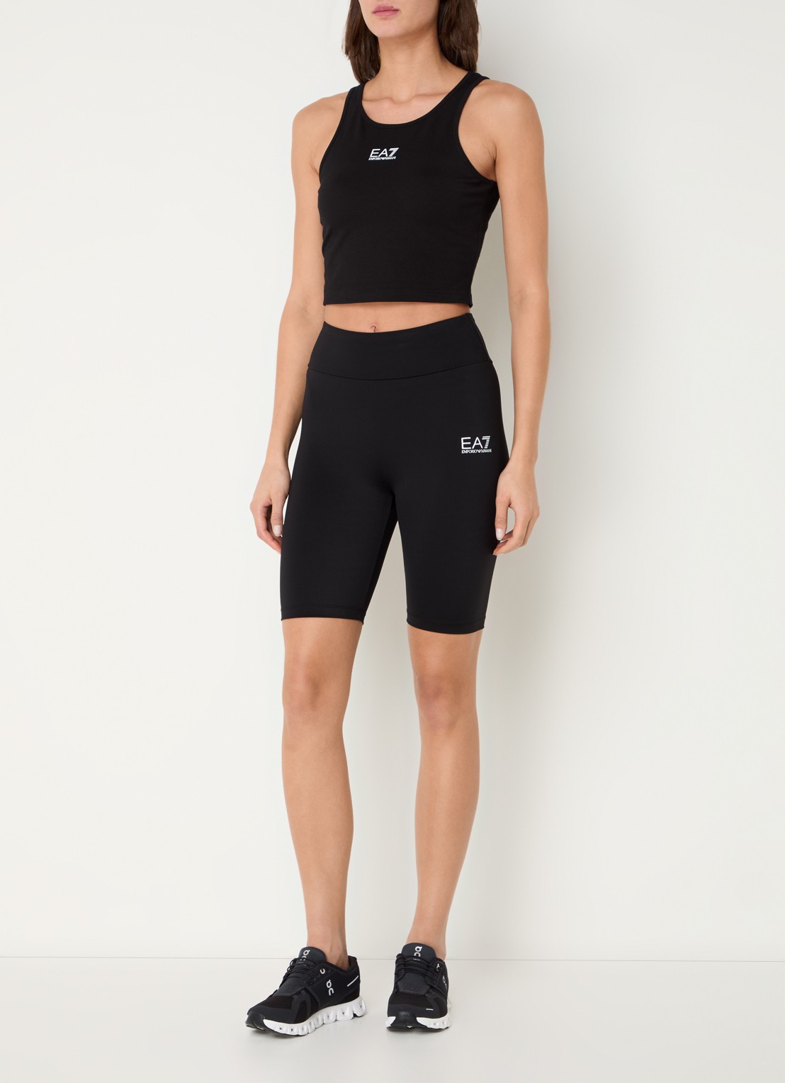 Armani Cropped tanktop met logo - voorkant 2 zwart