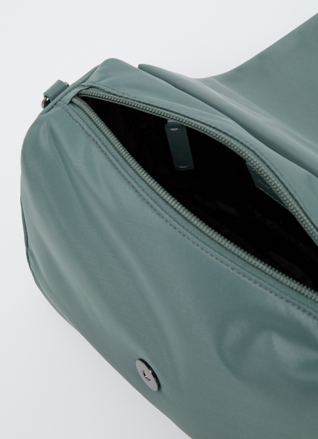 Armani Crossbodytas met logo - detail 2 zeegroen