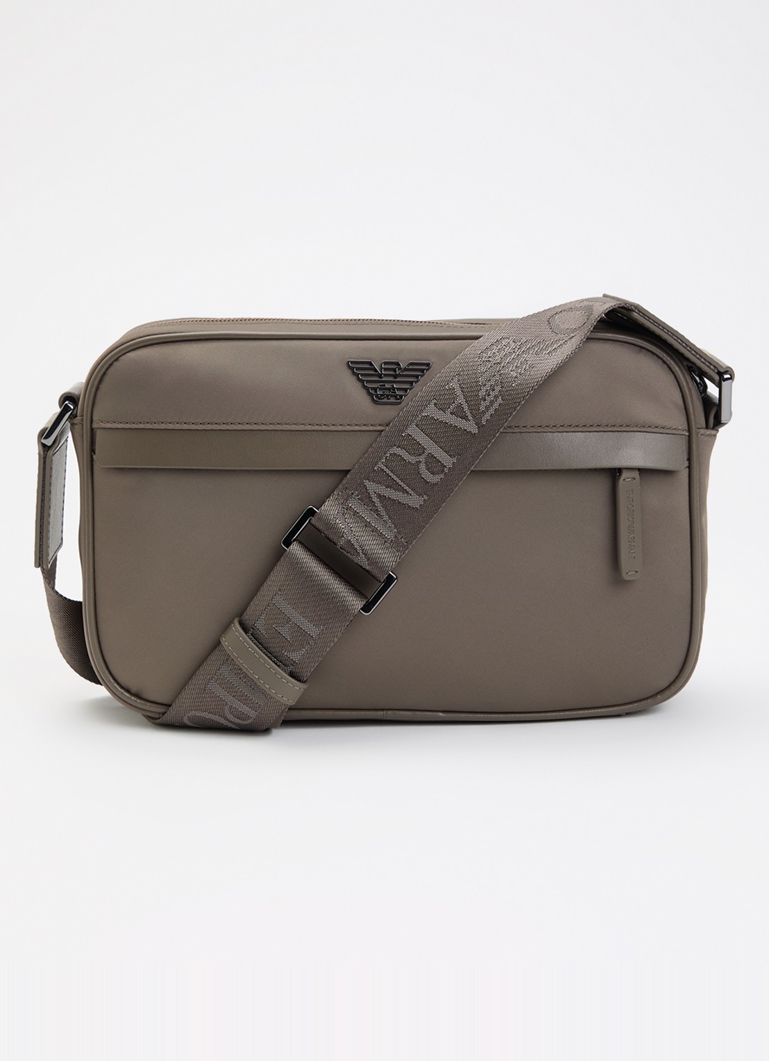 Armani Crossbodytas met logo - voorkant lichtbruin