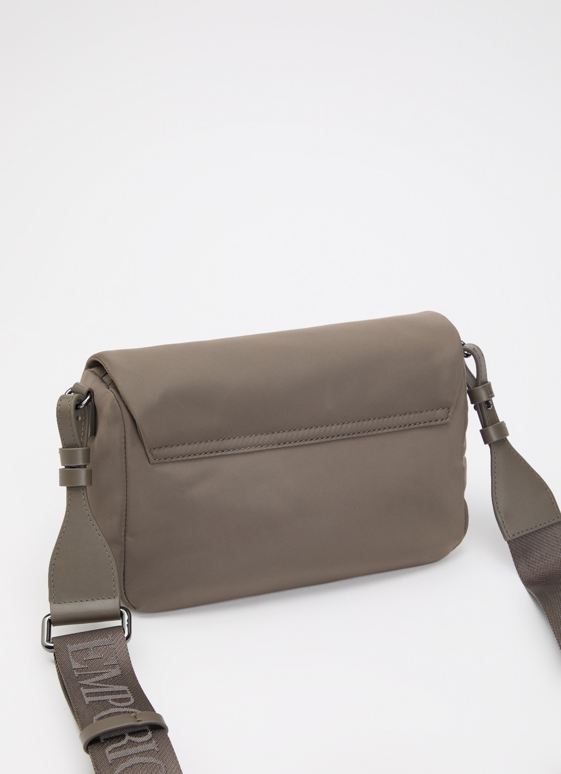 Armani Crossbodytas met logo - achterkant 2 bruin