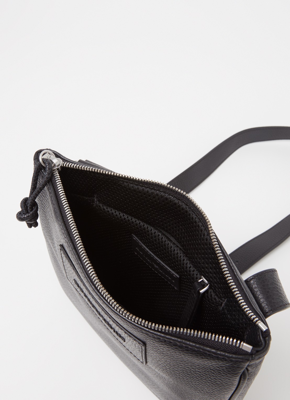 Armani Crossbodytas van leer met logo - detail 2 zwart