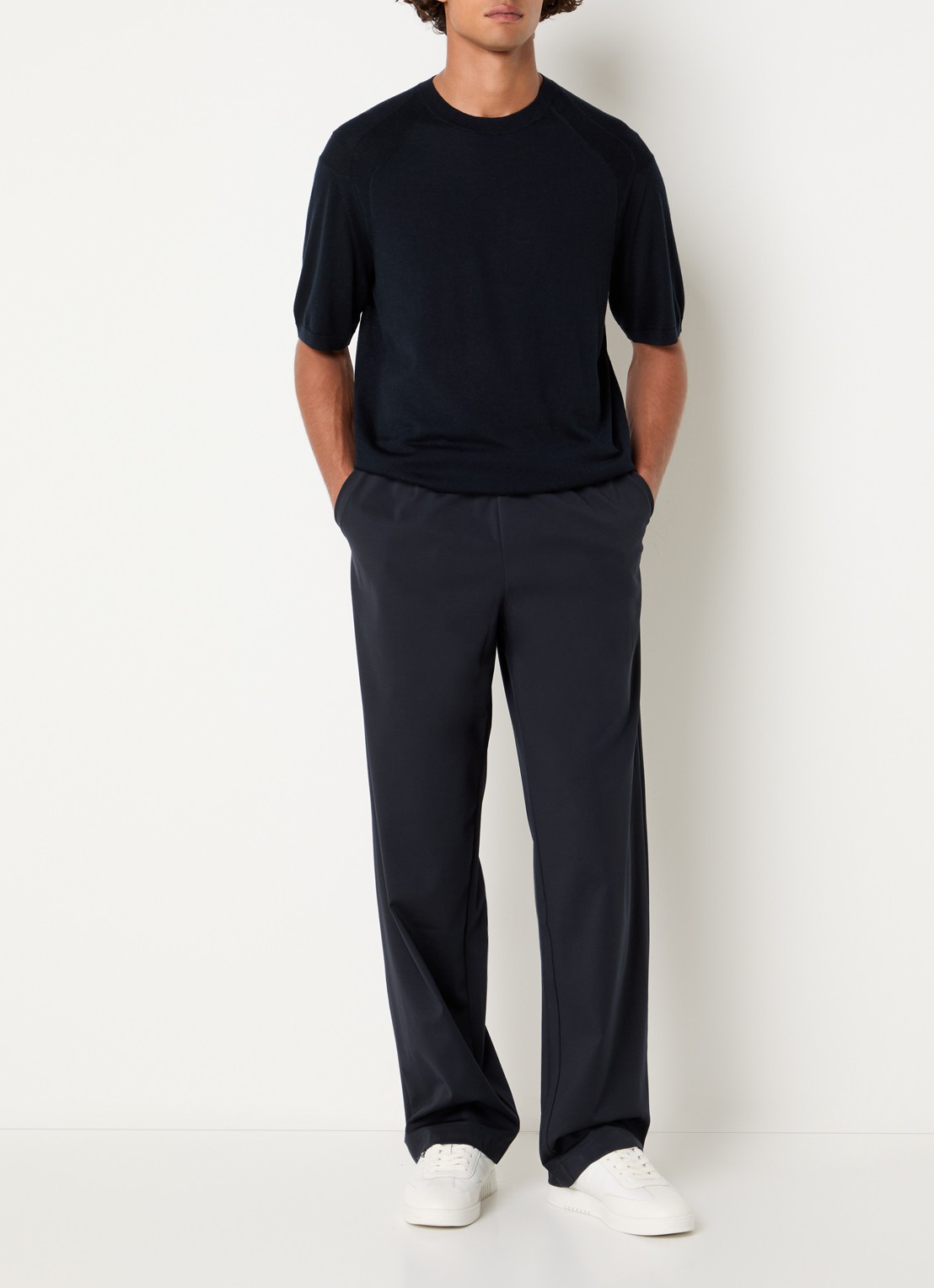 Armani Fijngebreid T-shirt in zijdeblend - voorkant 2 donkerblauw