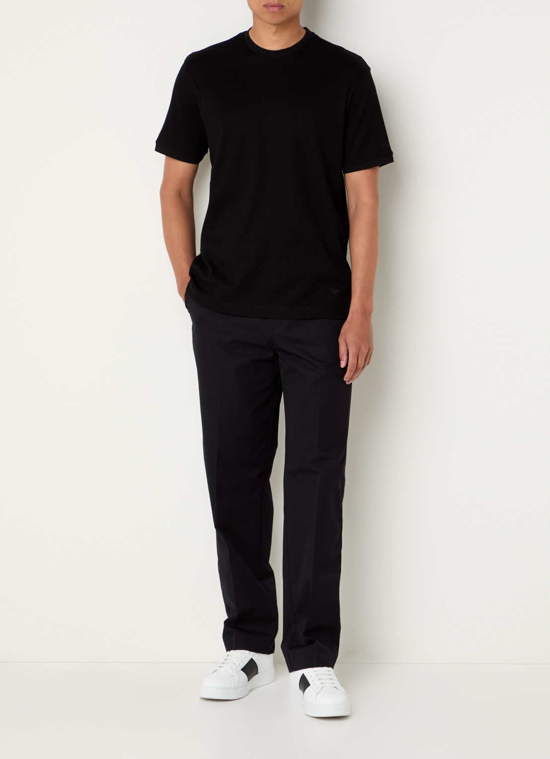 Armani Fijngebreid T-shirt met ingebreid patroon - voorkant 3 zwart