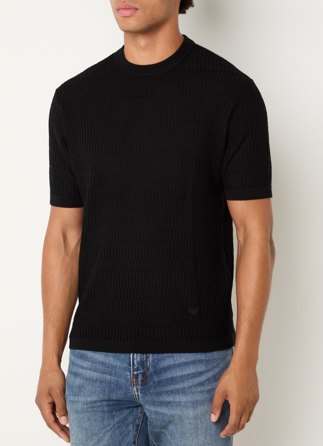 Armani Fijngebreid T-shirt van wol met structuur - detail zwart
