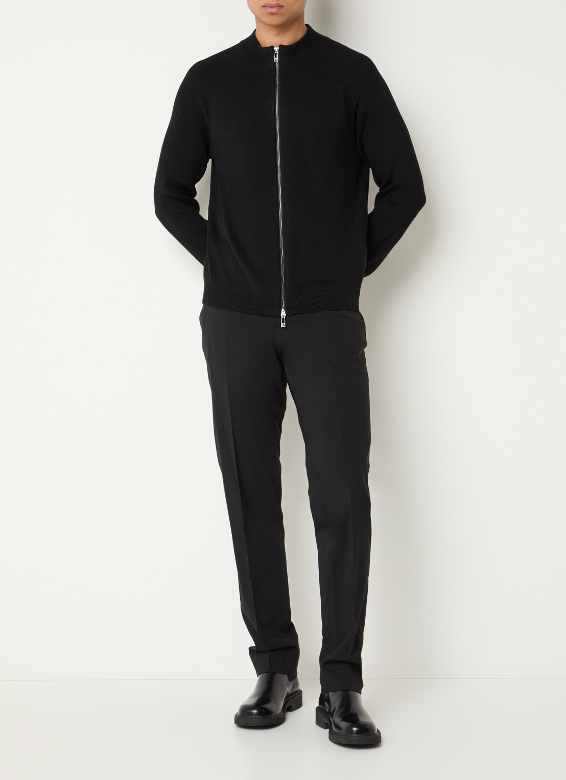 Armani Fijngebreid vest in scheerwolblend - voorkant 4 zwart