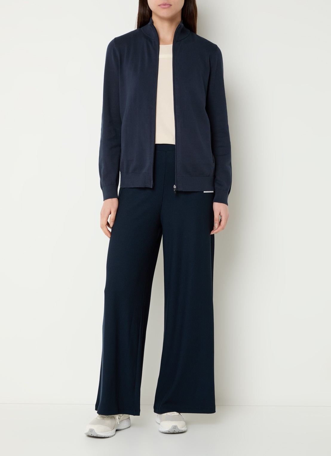 Armani Fijngebreid vest met opstaande kraag - voorkant 4 indigo