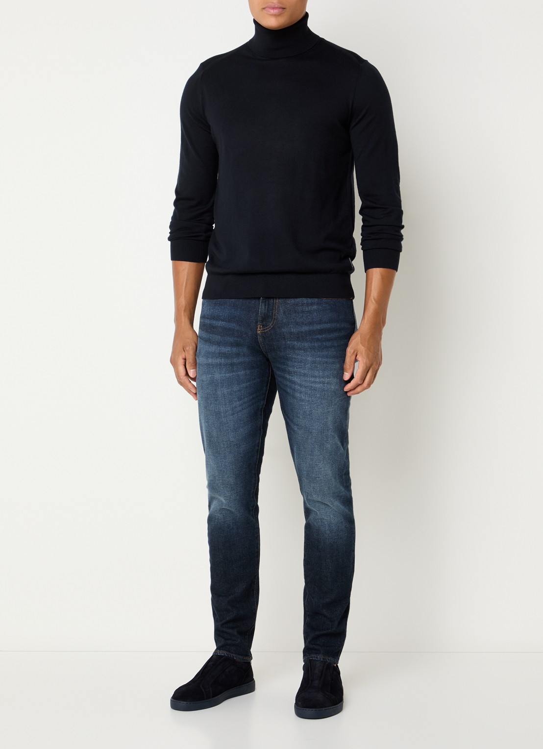 Armani Fijngebreide pullover in wolblend met col - voorkant 4 donkerblauw