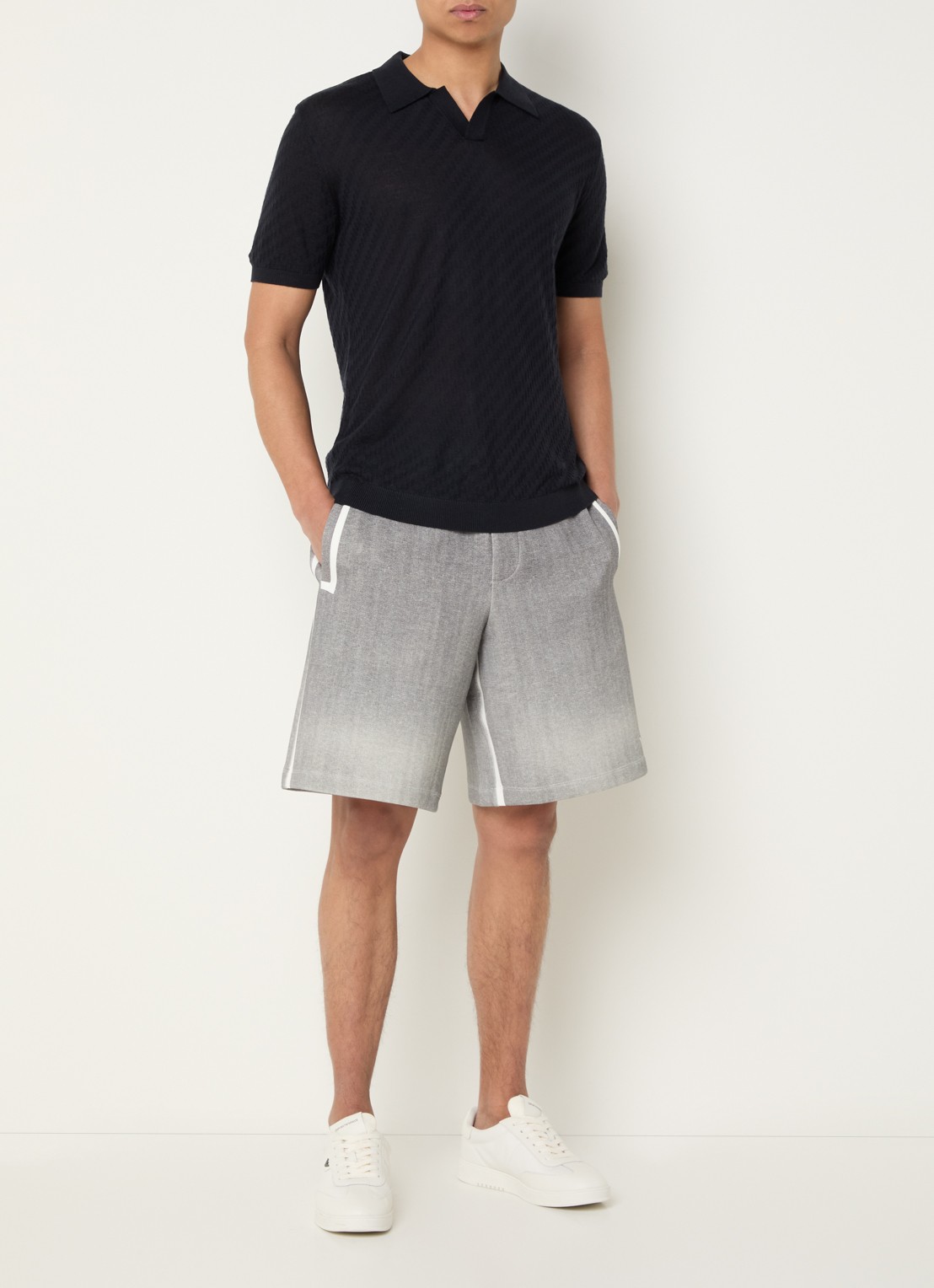 Armani Fijngebreide pullover in wolblend - voorkant 4 donkerblauw