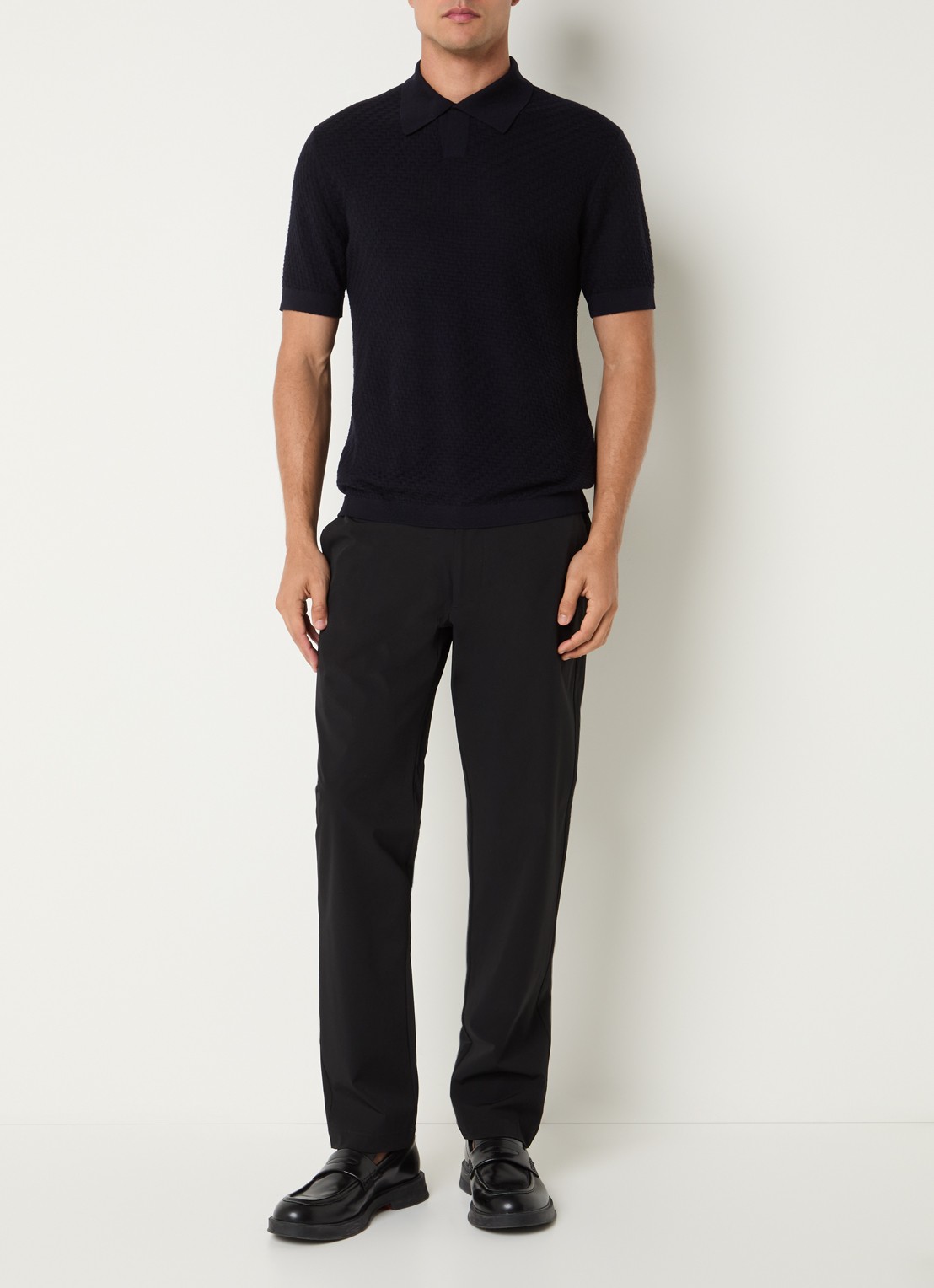 Armani Fijngebreide T-shirt in wolblend - voorkant 3 donkerblauw