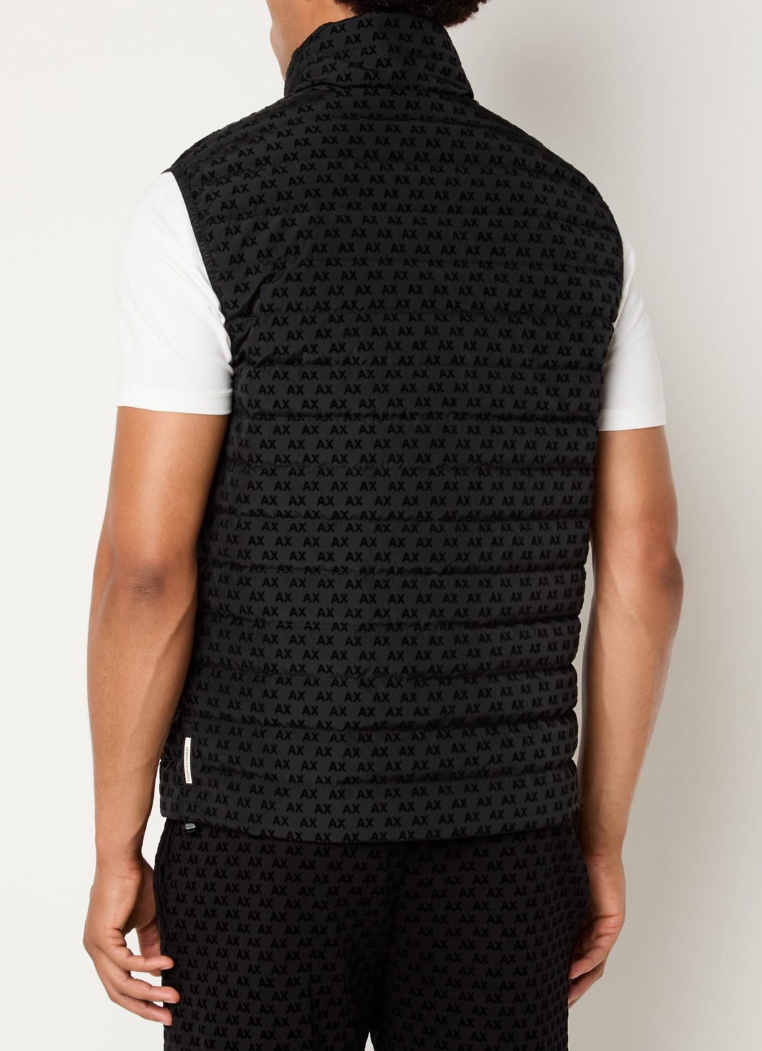 Armani Gewatteerde bodywarmer met donsvulling en flock logoprint - achterkant black-uc001