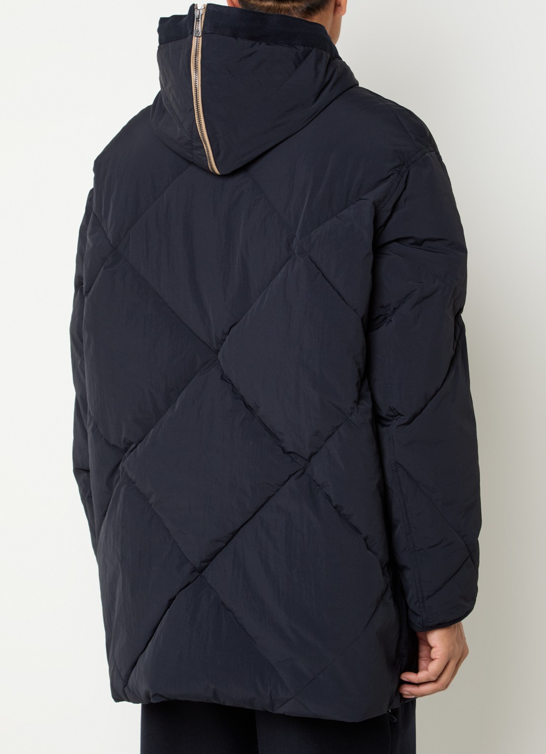 Armani Gewatteerde parka met capuchon en quilt patroon - achterkant donkerblauw
