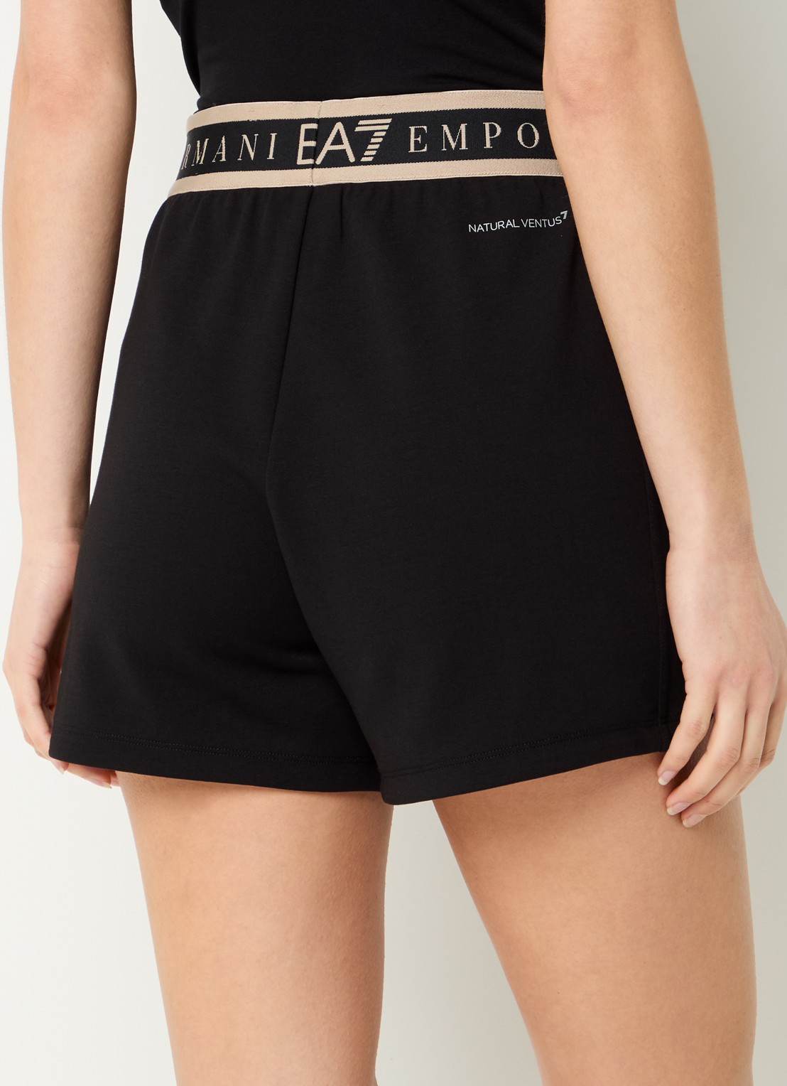 Armani High waist straight fit korte broek met logoband - achterkant zwart