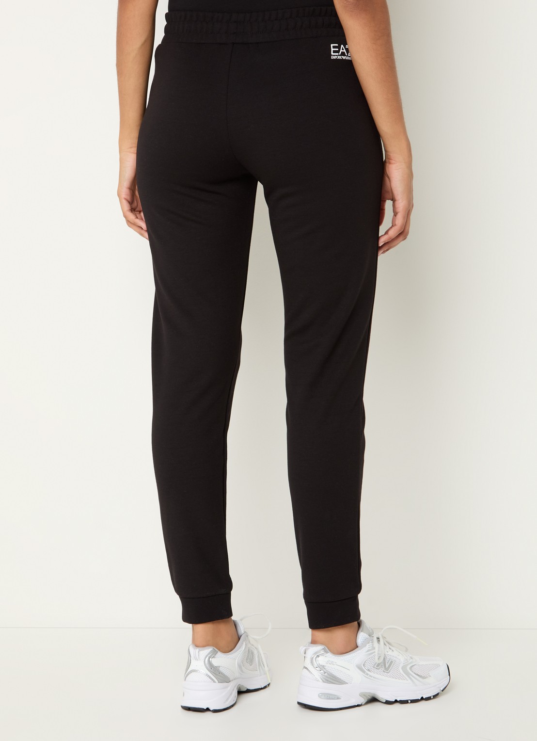 Armani High waist tapered fit joggingsbroek met logo - achterkant 4 zwart