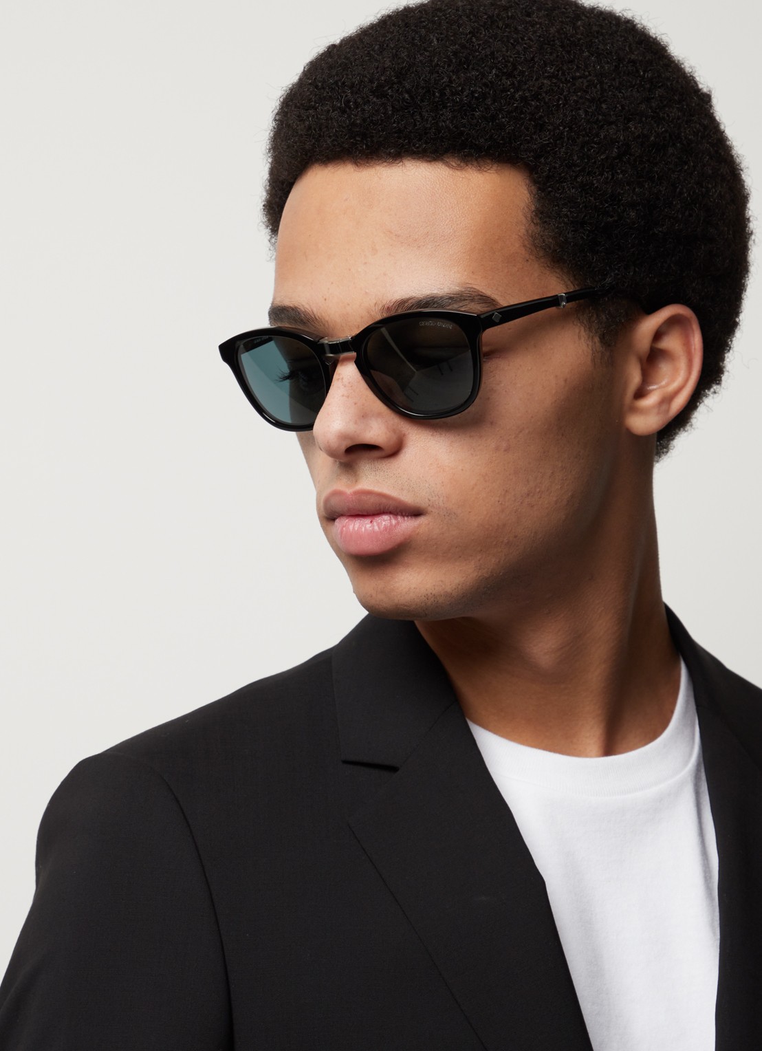 Armani Inklapbare zonnebril gepolariseerd AR8170  - voorkant 3 zwart