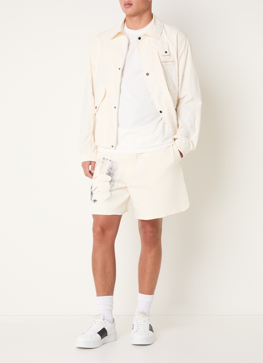 Armani Jack met klepzakken - voorkant 4 gebroken wit