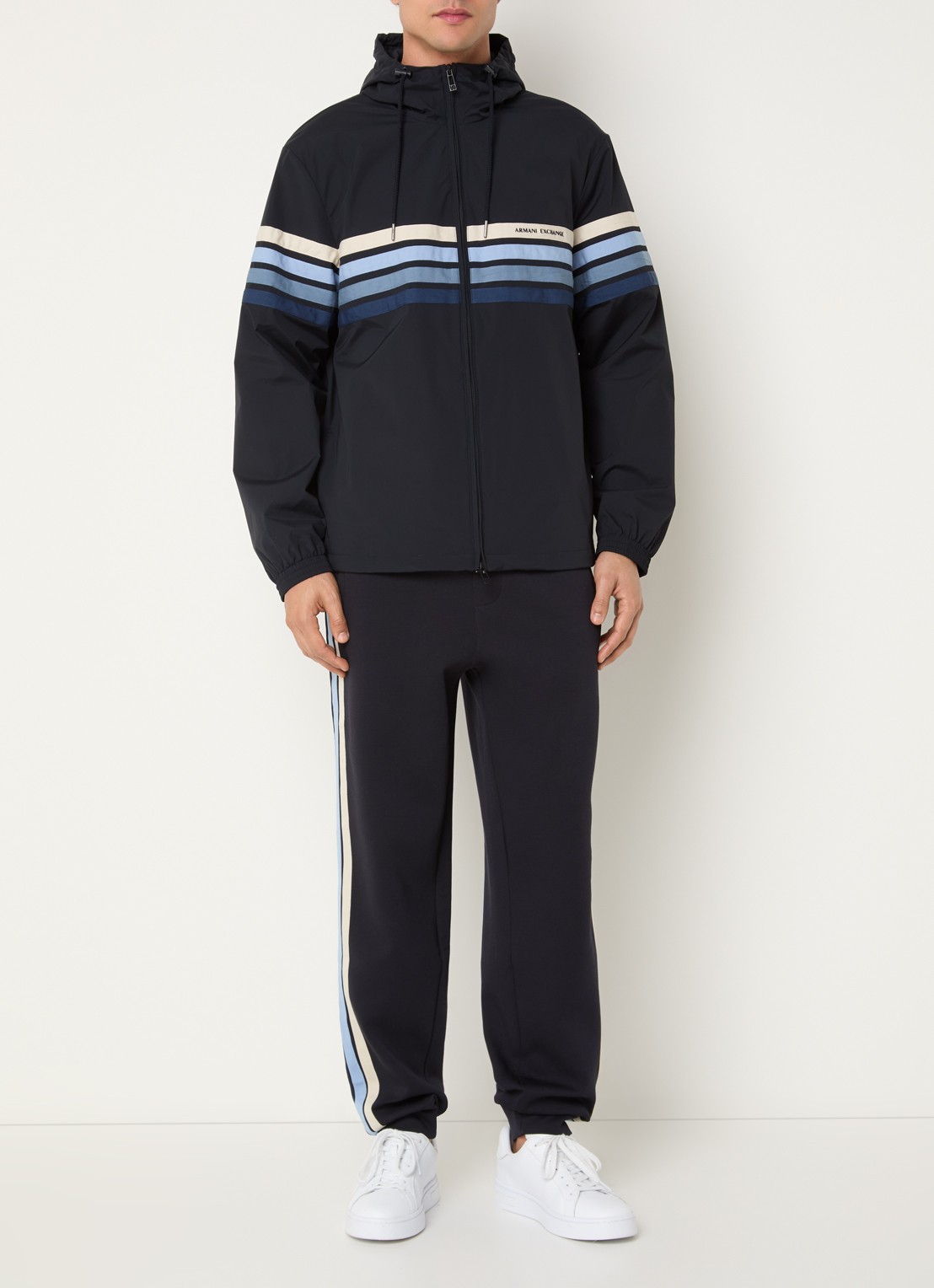 Armani Jack met logo en steekzakken - voorkant 3 donkerblauw