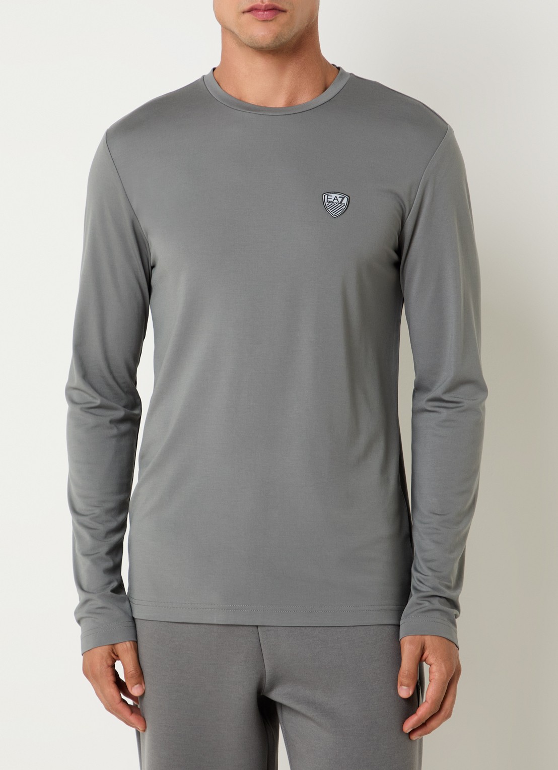 Armani Long sleeve met logopatch - detail lichtgrijs