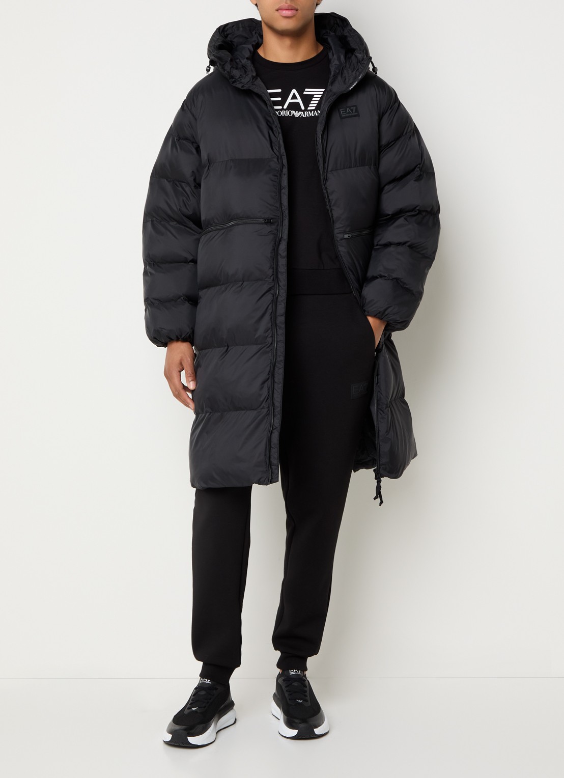 Armani Longline puffer jas met logo- en backprint - voorkant 4 zwart