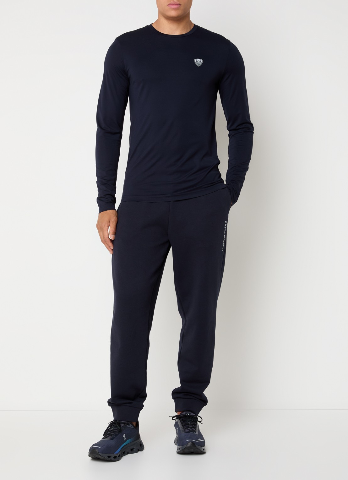 Armani Longsleeve met logoborduring - voorkant 2 donkerblauw