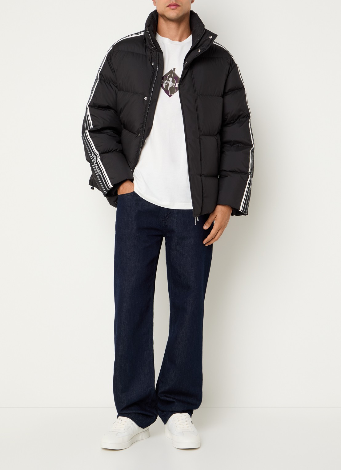 Armani Puffer jack met donsvulling en capuchon - voorkant 2 zwart