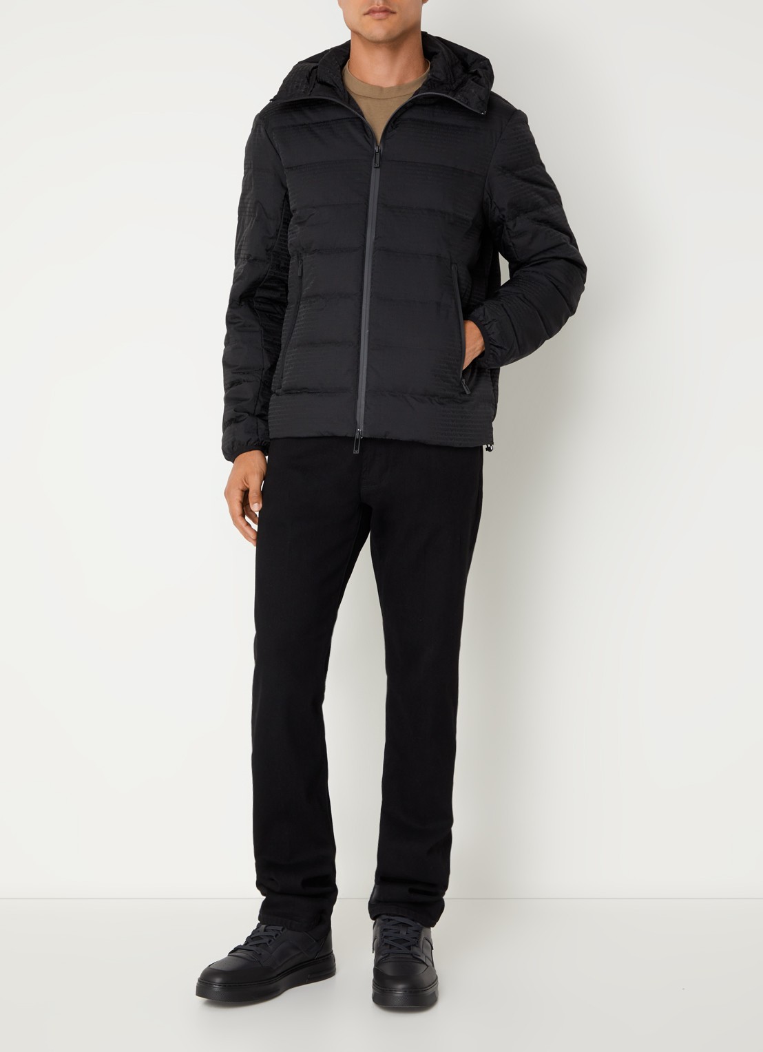 Armani Puffer jack met donsvulling en logoprint - voorkant 4 zwart