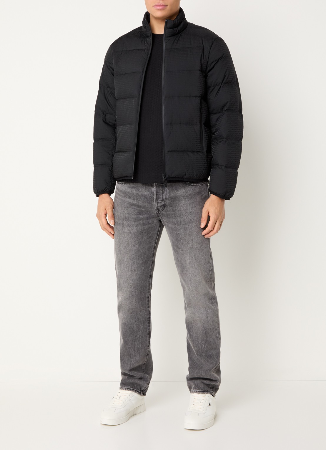 Armani Puffer jack met donsvulling en logoprint - voorkant 3 black beauty / zwart