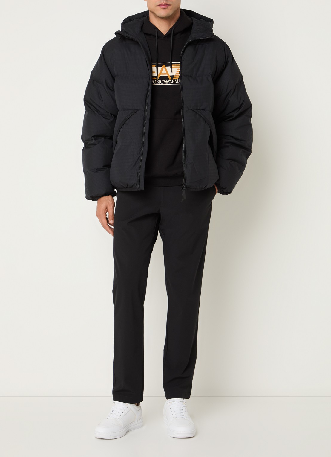 Armani Puffer jack met steekzakken en capuchon - voorkant 2 zwart
