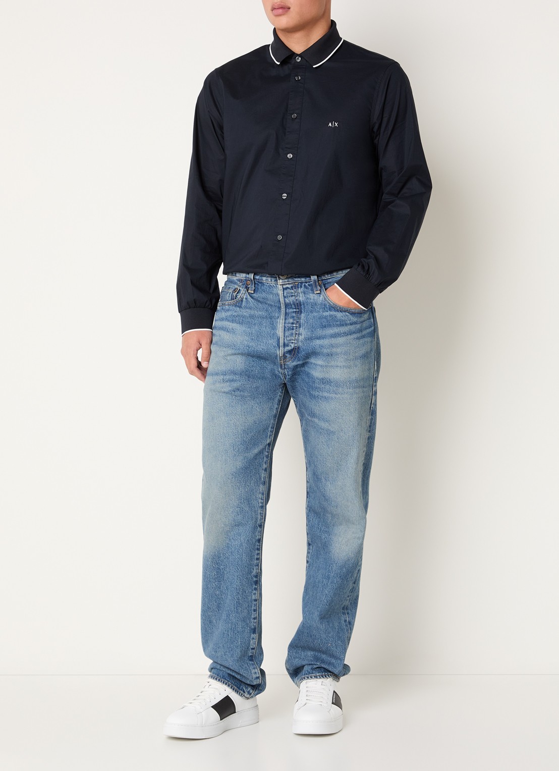 Armani Regular fit overhemd met logoborduring - voorkant 2 donkerblauw
