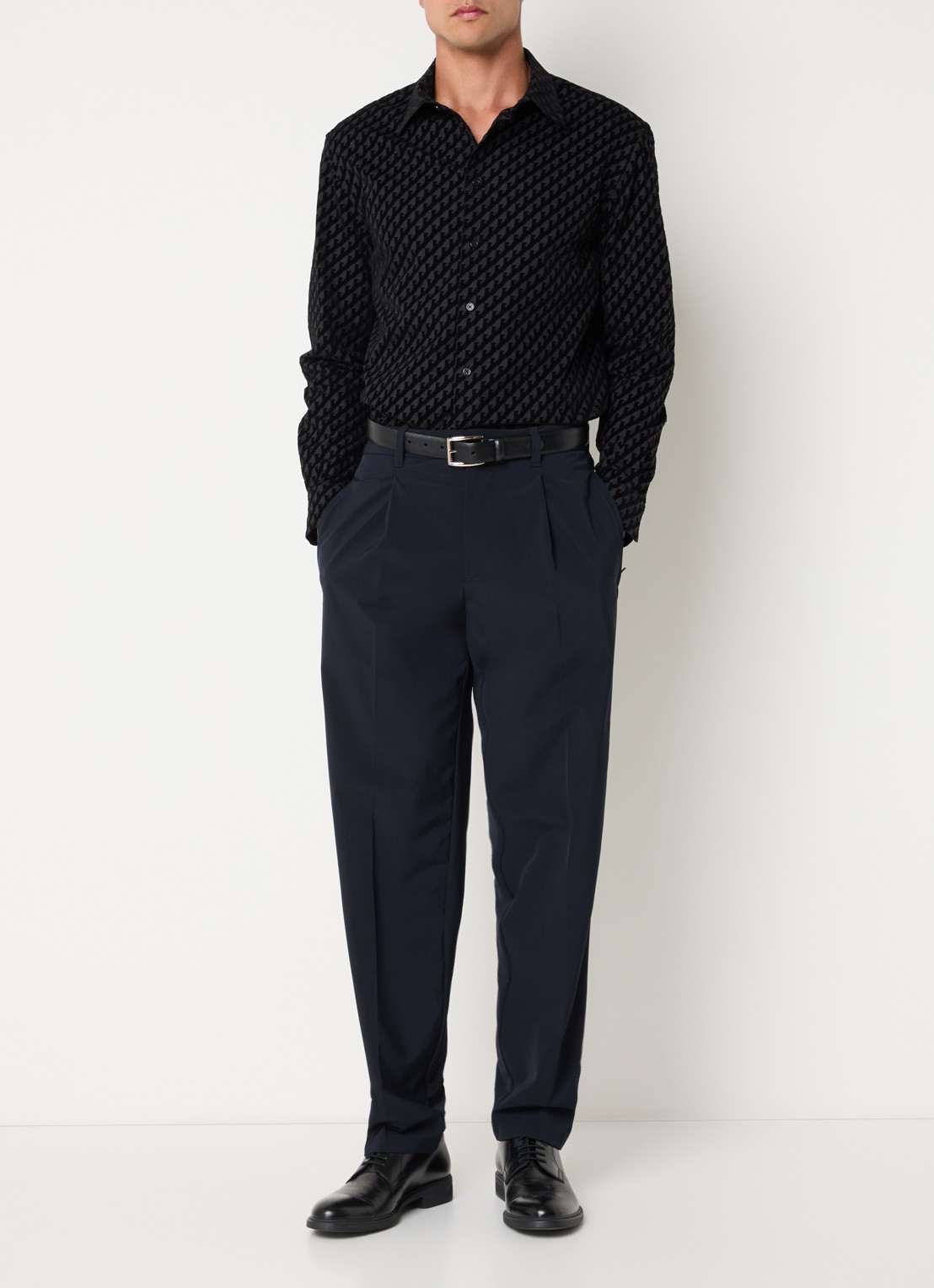 Armani Regular fit overhemd met logoprint - voorkant 2 zwart