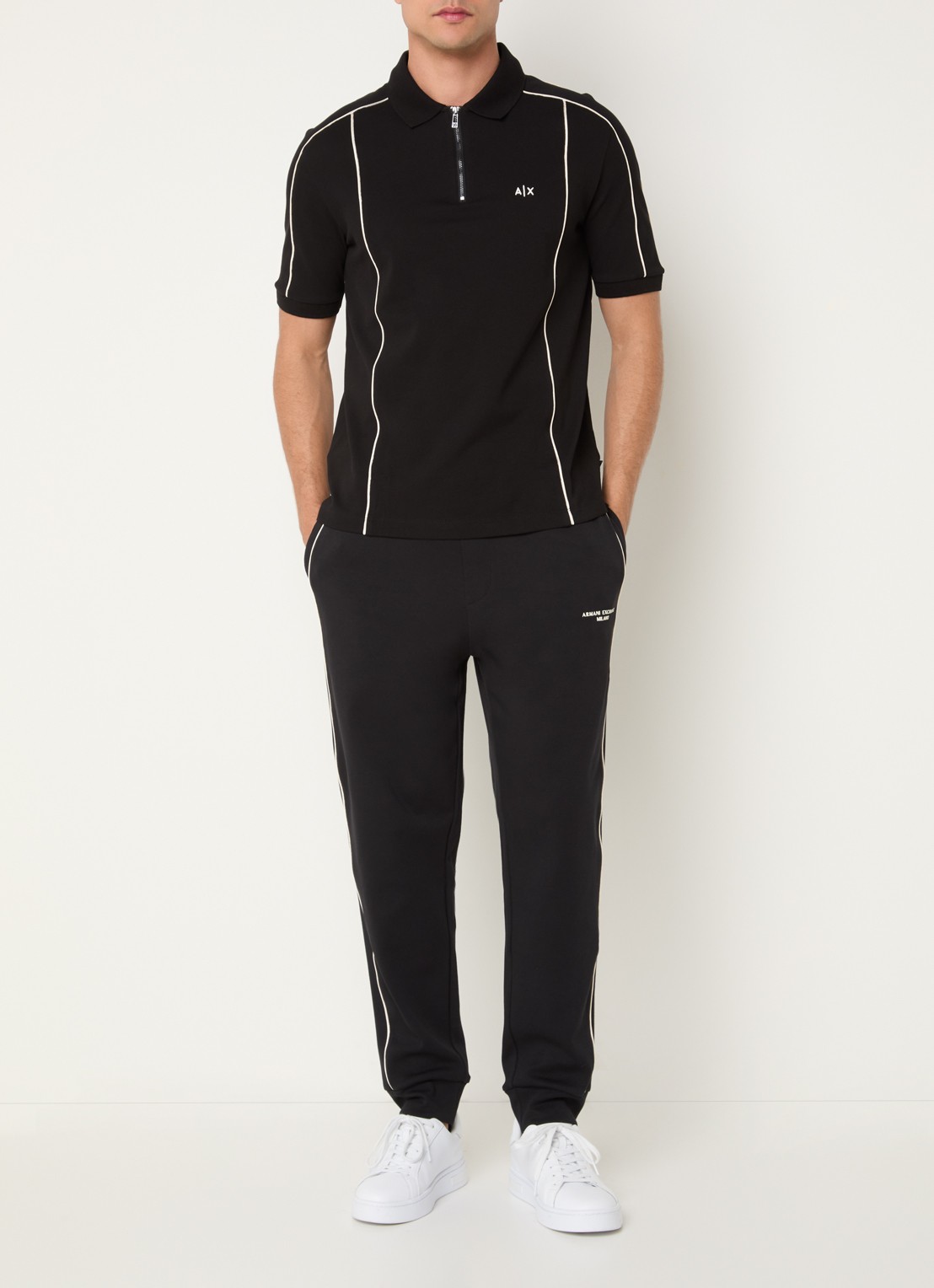 Armani Regular fit polo met logo en halve rits - voorkant 3 zwart