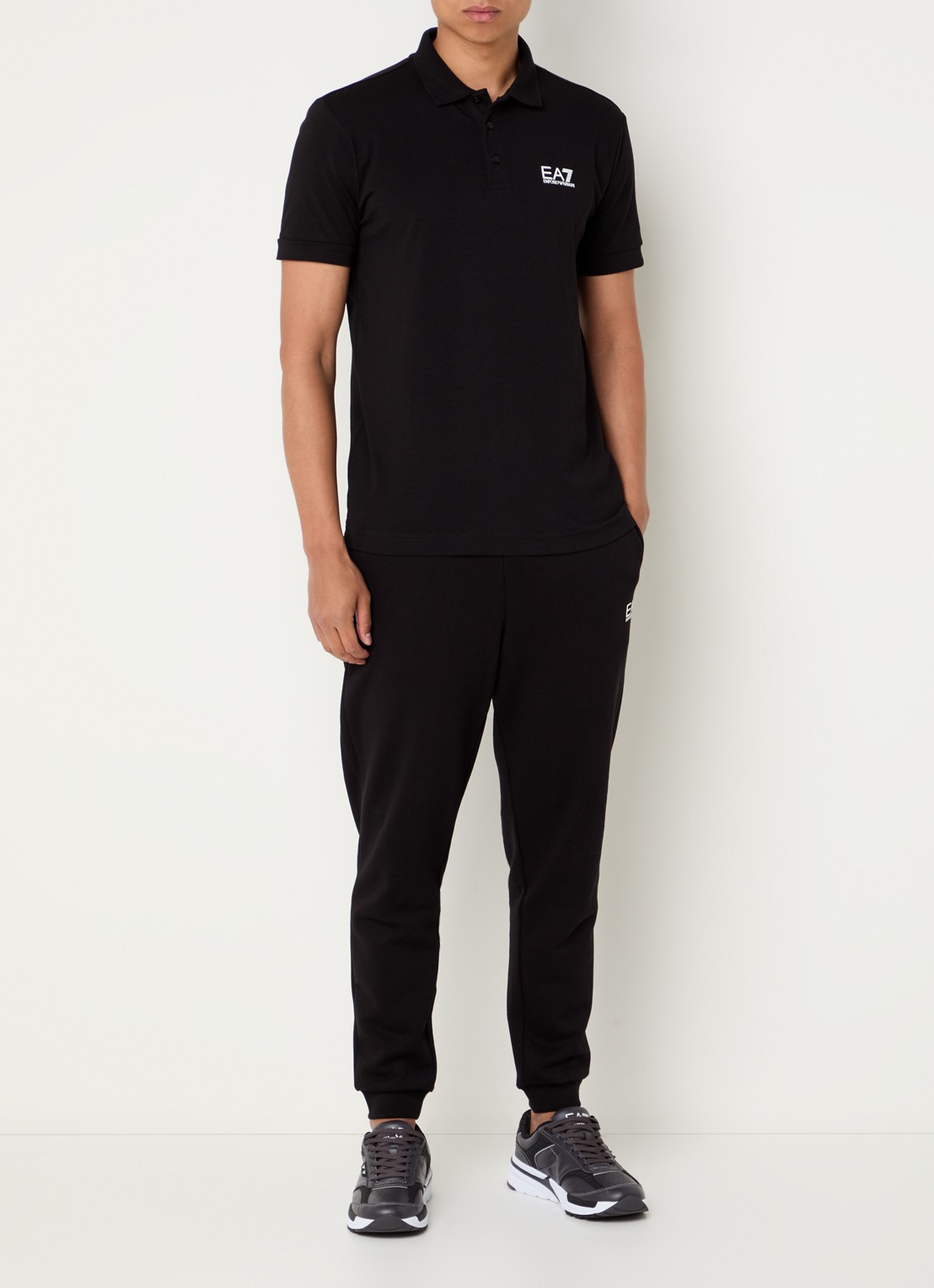 Armani Regular fit polo met logo - voorkant 3 zwart