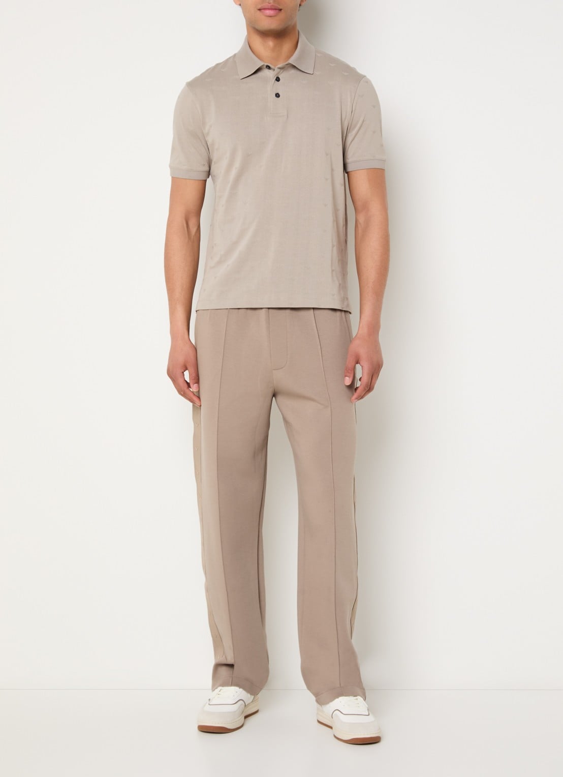 Armani Regular fit polo met logo - voorkant 3 beige