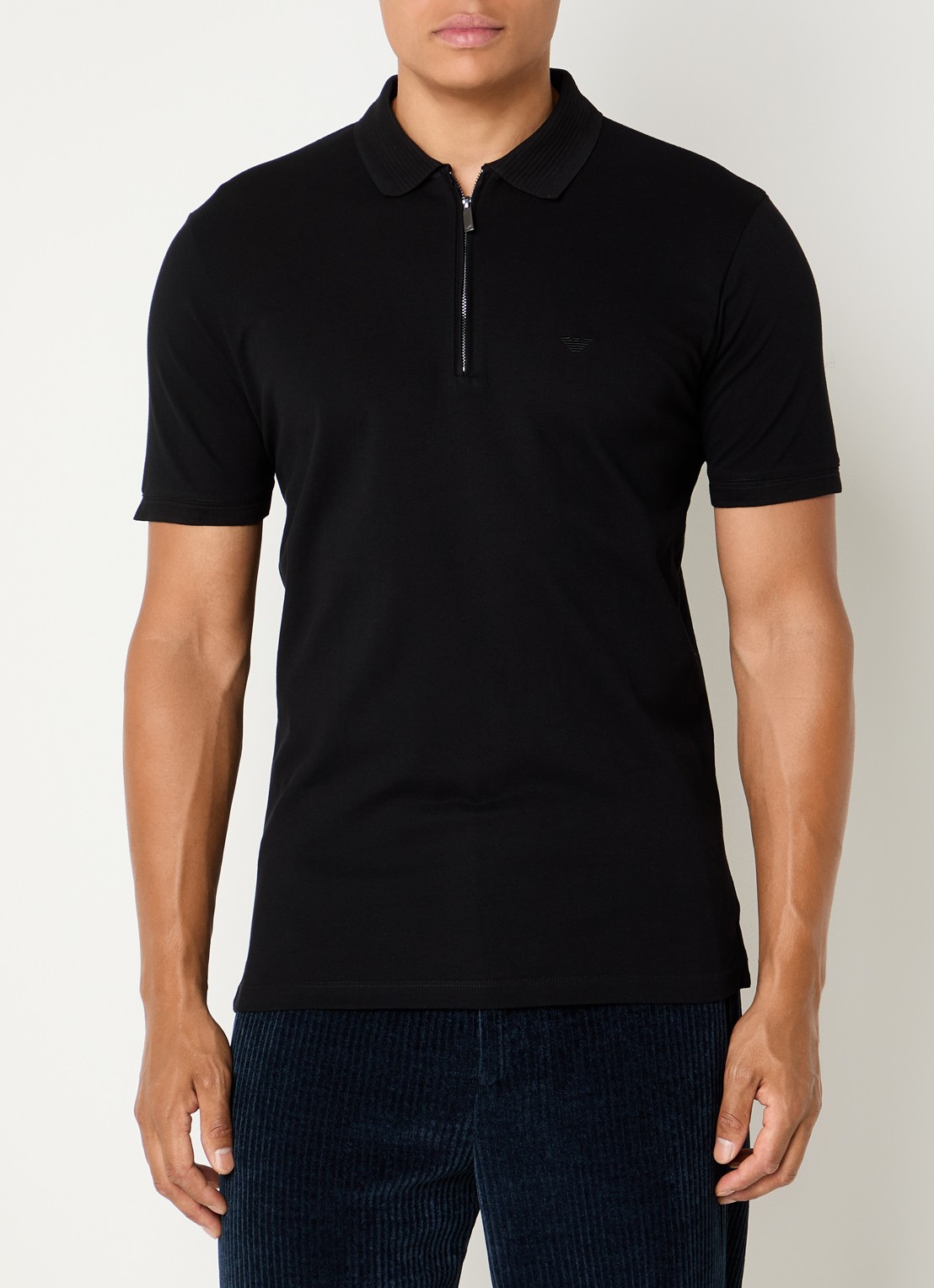Armani Regular fit polo met logoborduring - detail zwart