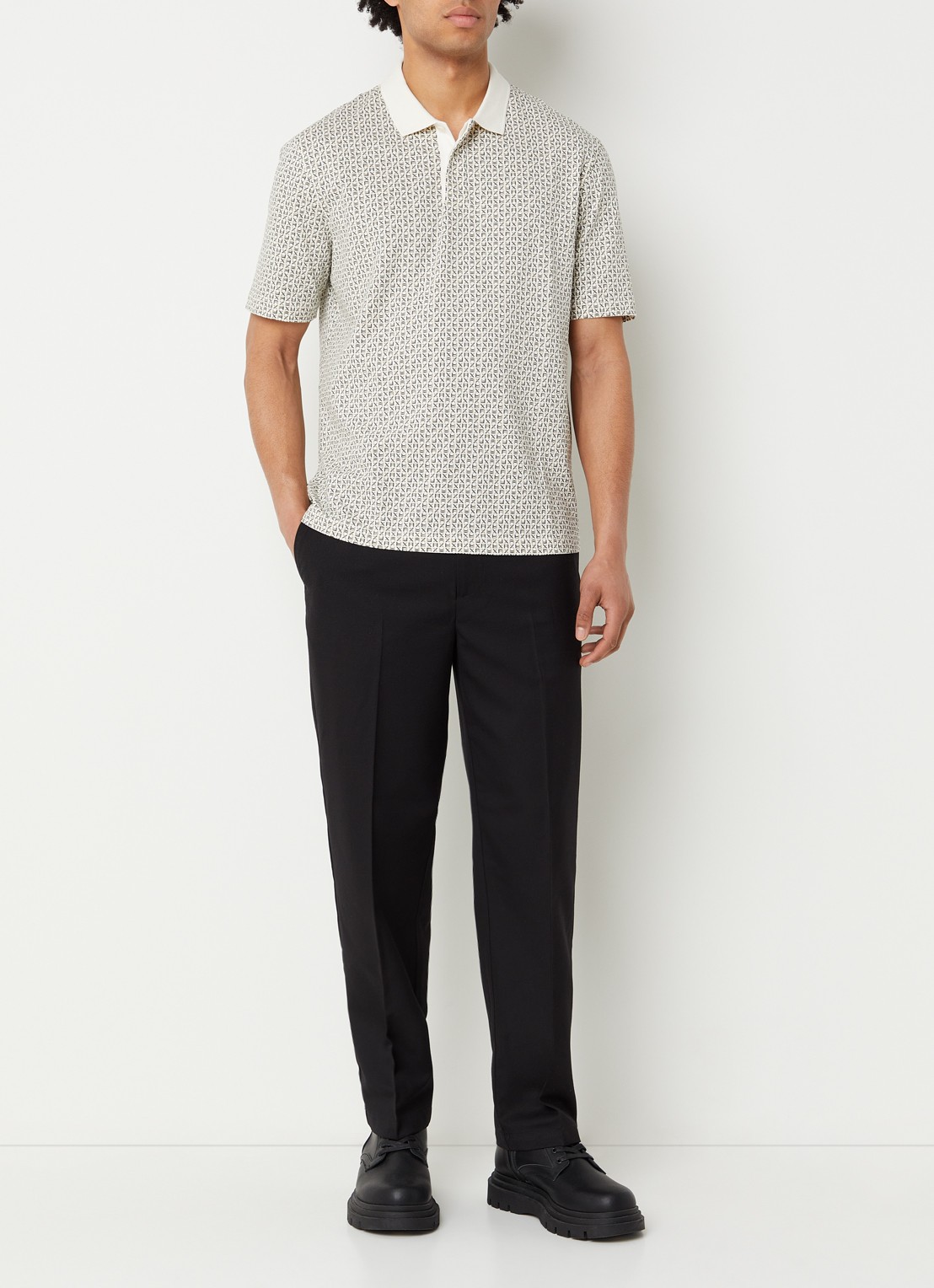 Armani Regular fit polo met logoprint - voorkant 2 ivoor