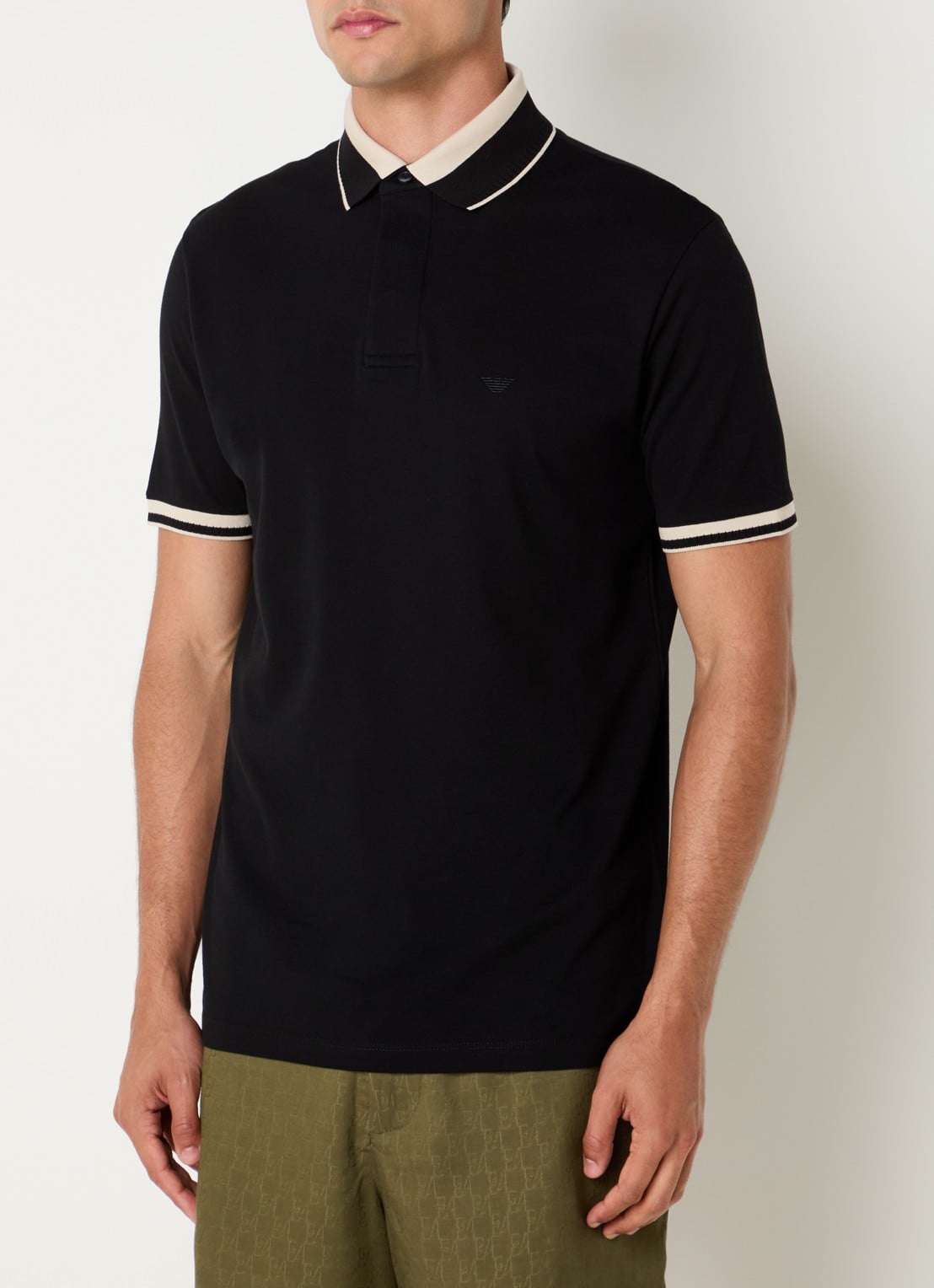 Armani Regular fit polo van piqué katoen met logoborduring - detail 4 zwart