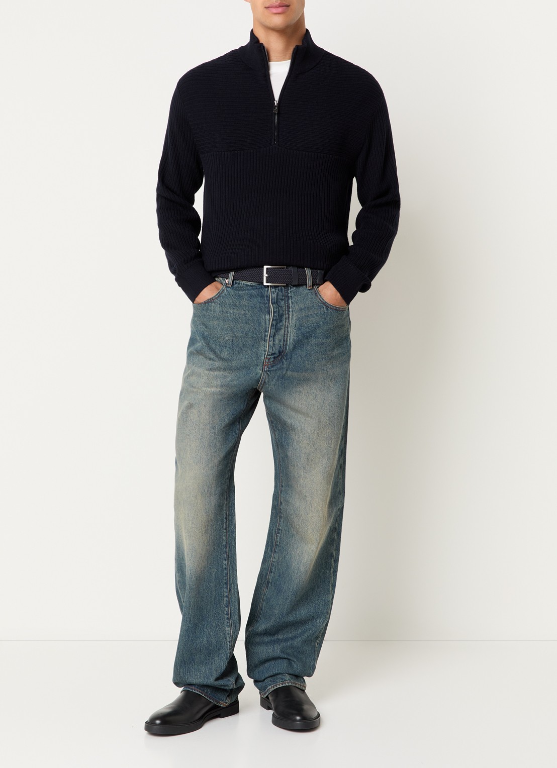 Armani Ribgebreide pullover in scheerwolblend met halve rits - voorkant 2 donkerblauw
