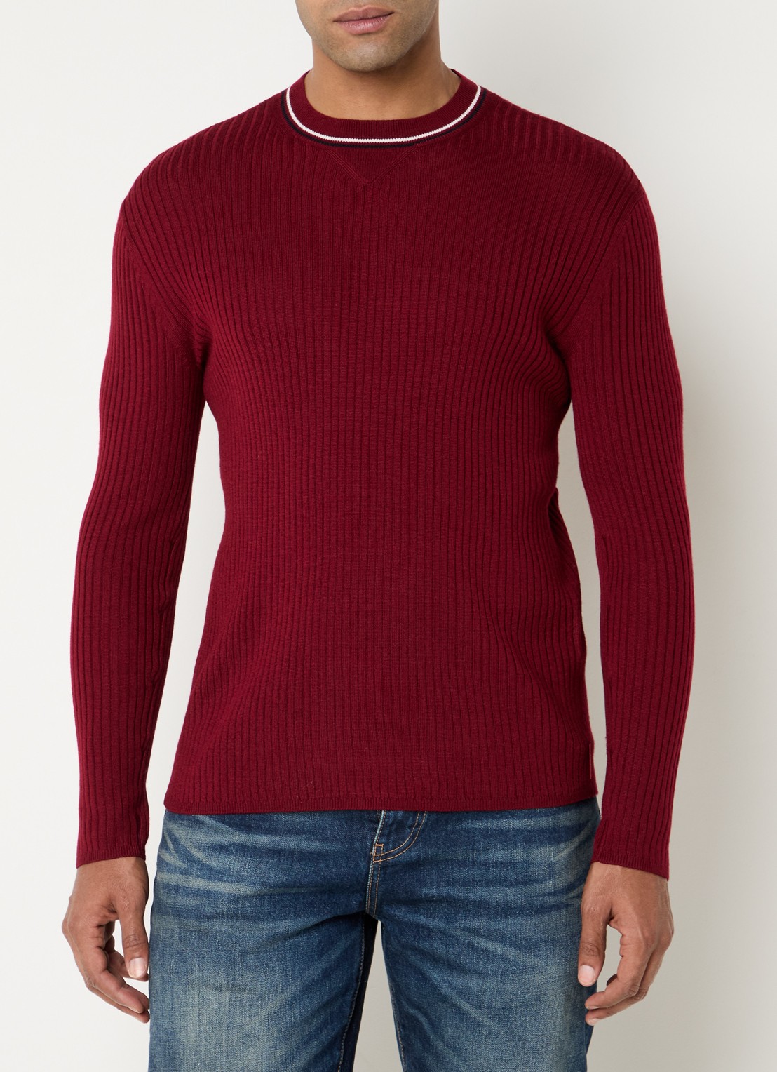 Armani Ribgebreide pullover in scheerwolblend - detail 2 donkerrood