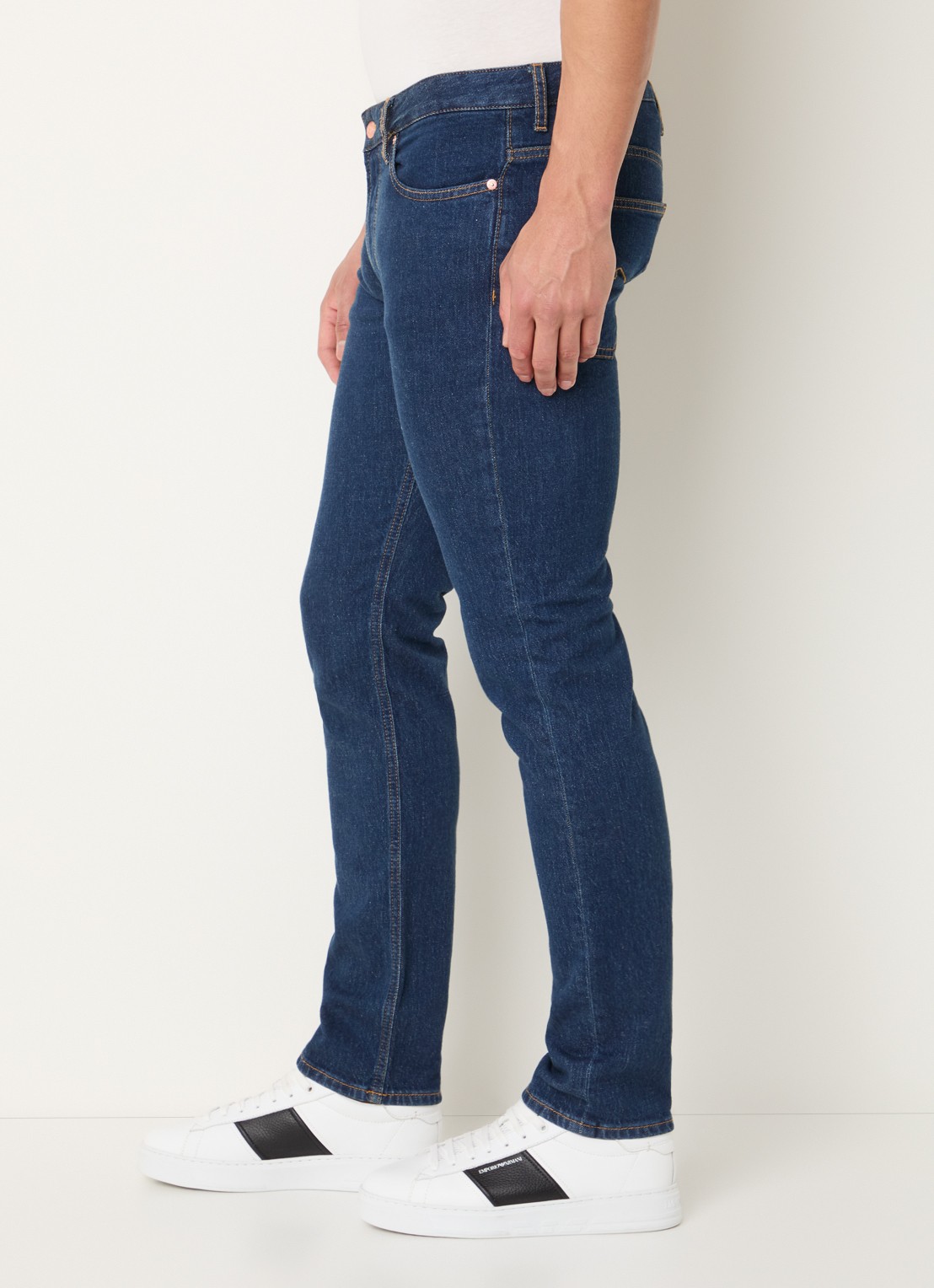 Armani Skinny jeans met lichte wassing - detail 5 indigo