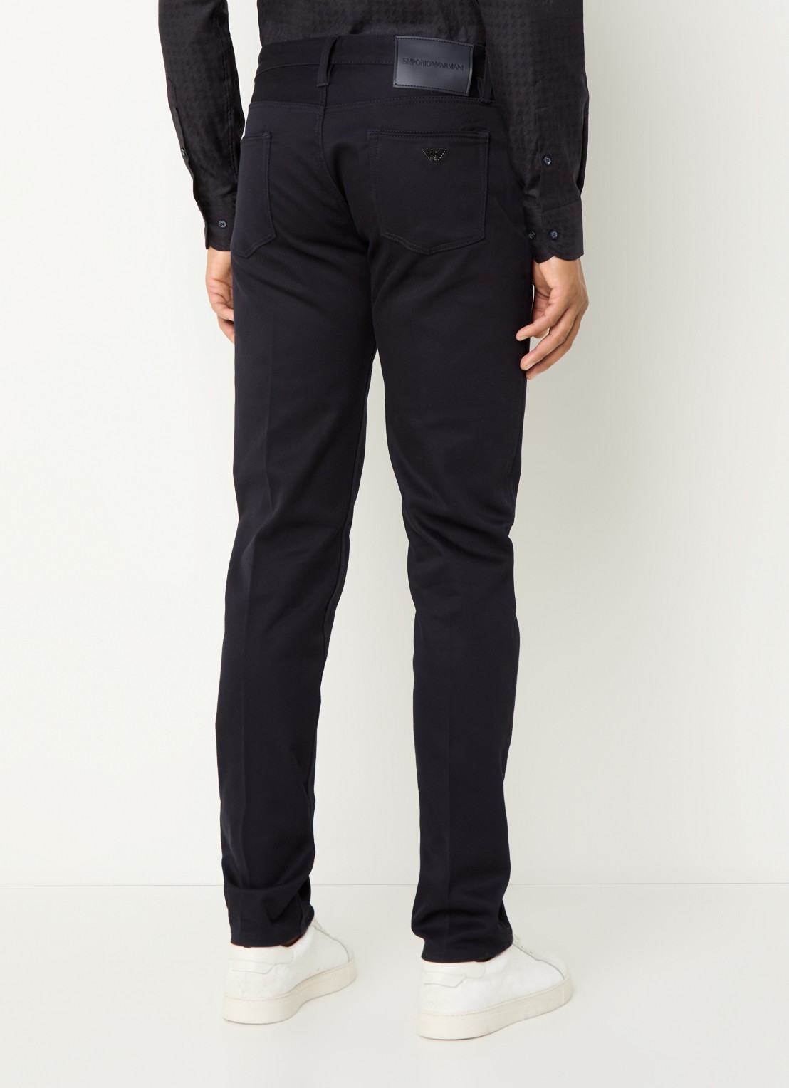 Armani Slim fit chino met steekzakken - achterkant donkerblauw