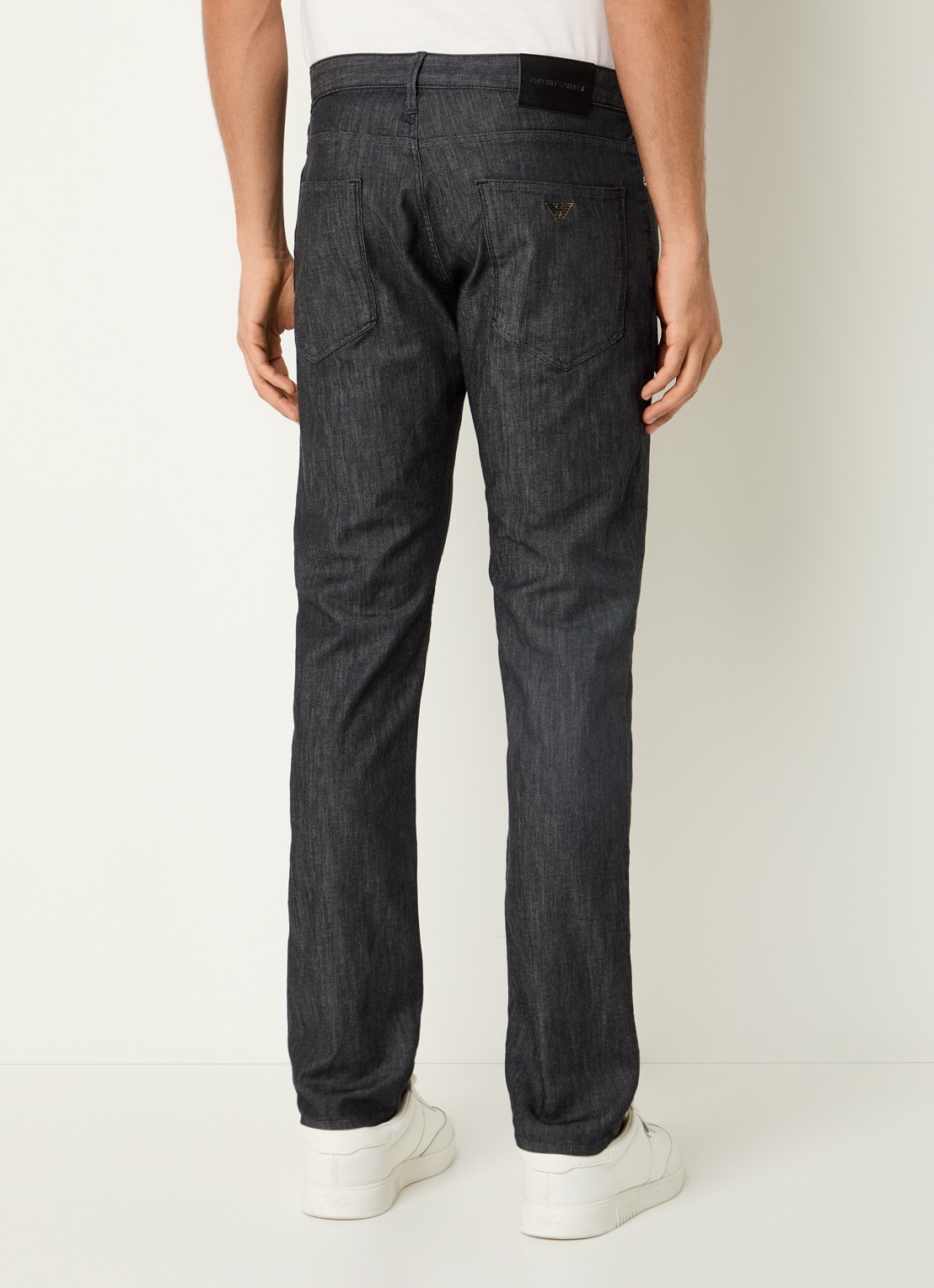 Armani Slim fit jeans met donkere wassing - achterkant taupe