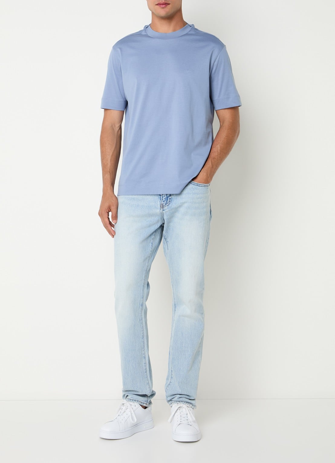 Armani Slim fit jeans met steekzakken - voorkant 2 lichtblauw