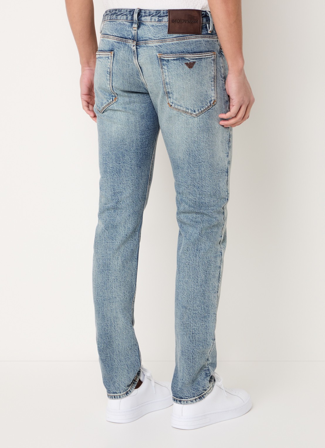 Armani Slim fit jeans met steekzakken - achterkant lichtblauw