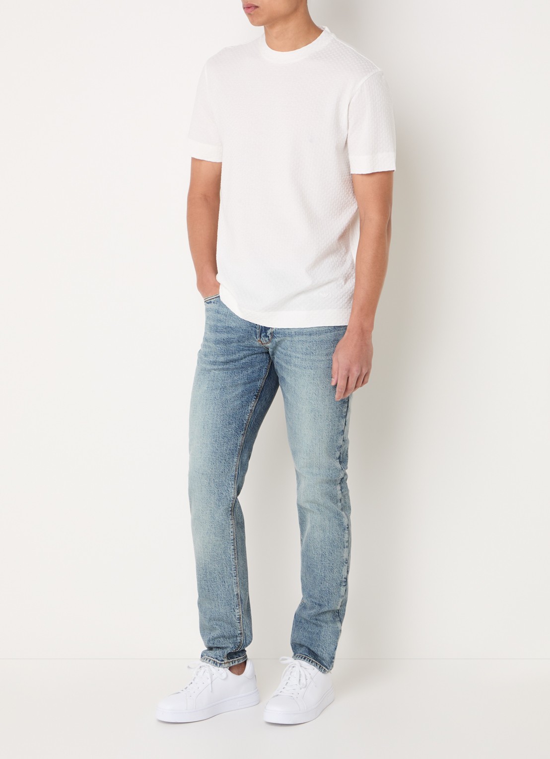 Armani Slim fit jeans met steekzakken - voorkant 5 lichtblauw