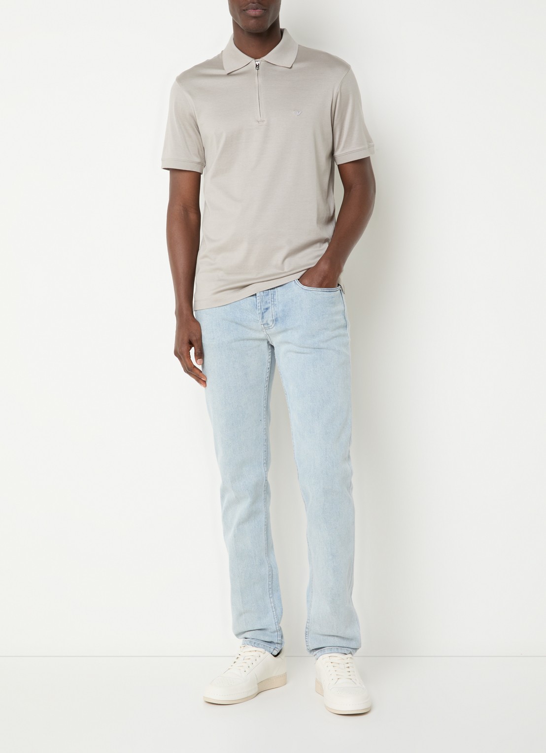 Armani Slim fit jeans met steekzakken - voorkant 4 lichtblauw