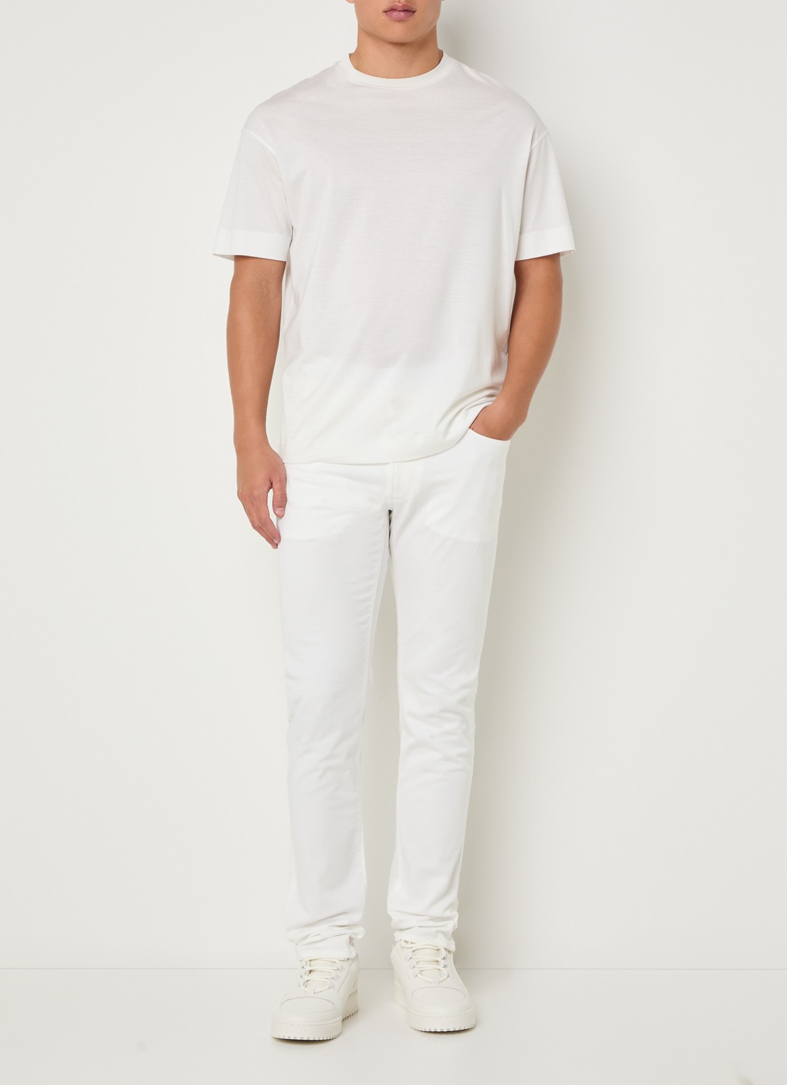 Armani Slim fit jeans met steekzakken - voorkant 2 wit
